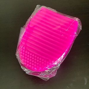 ✨Pick 5/$25- Silicone Makeup Brush Cleaning Tool